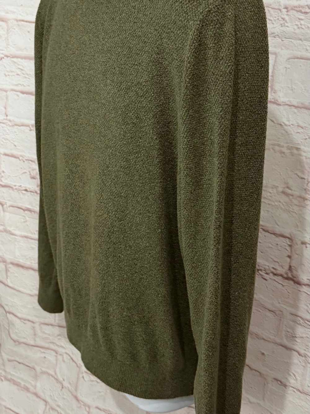 $172 Faherty Brand Jackson Crew Sweater In Forest Grove Green Size Medium! - Picture 9 of 11